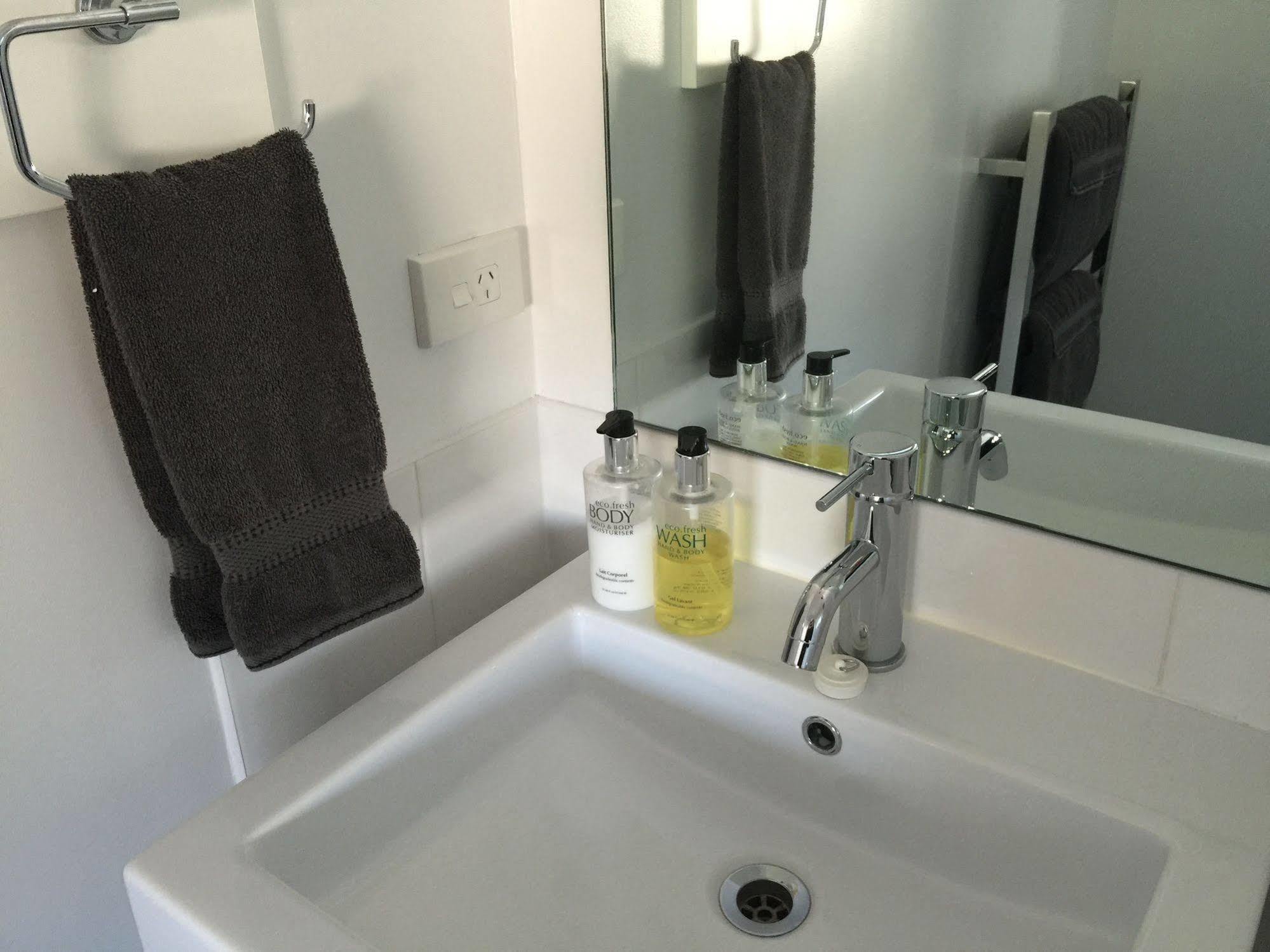 Airport Delta Motel Christchurch Dış mekan fotoğraf